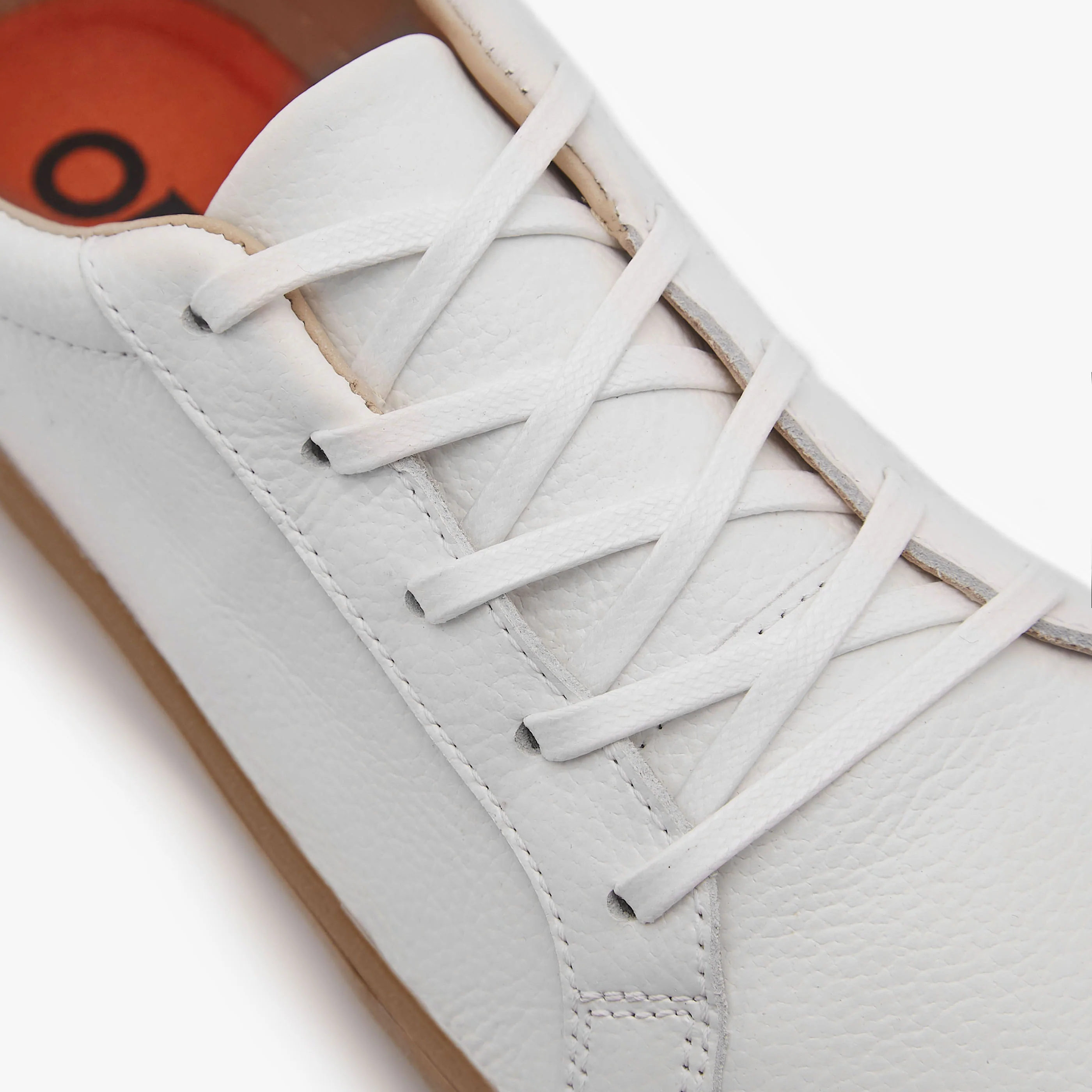 The Men's Everyday Sneaker | Gen 3 in Natural Leather - Image 6